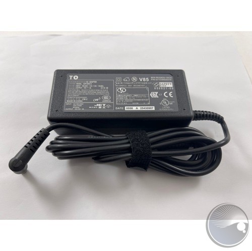 Adaptor 100-240V 50/60HZ 1.6A 15V-3.0A NT-150300D1 (BOM#21)